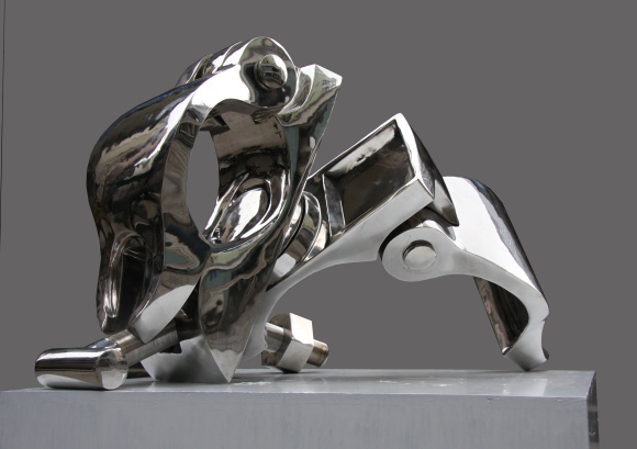 宗涛《扣件》雕塑  60cm×70cm×50cm