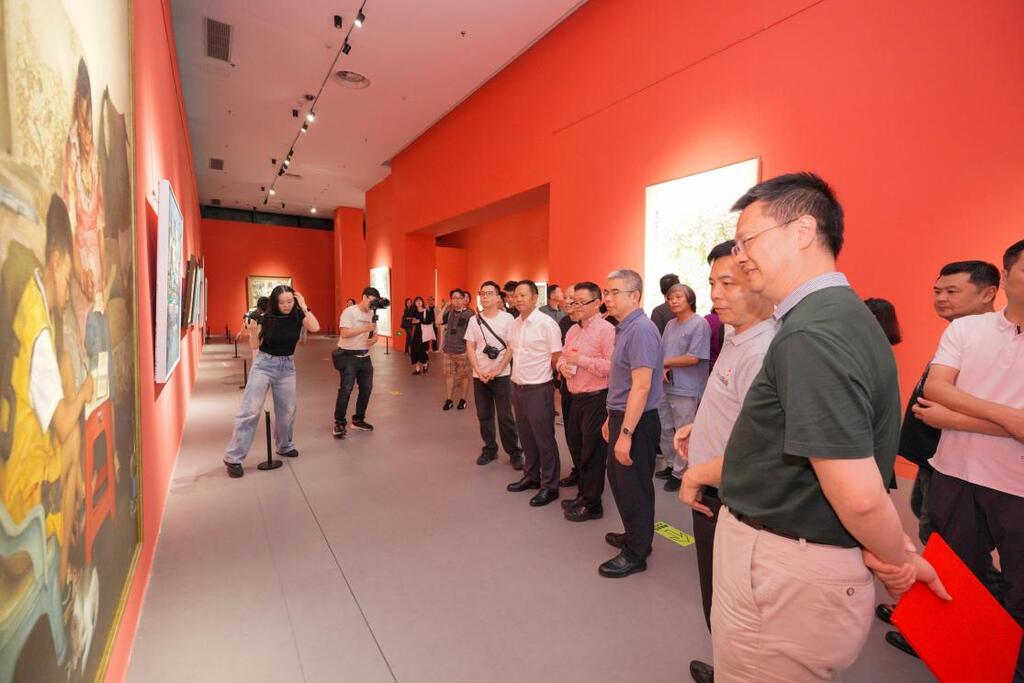 6ecba6c4e7c5437c883ba89eb78a3ddb